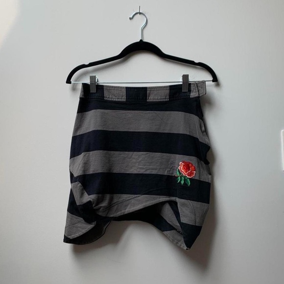 Vivienne Westwood Anglomania Grey Black Rugby Skirt from SS 2002 - Picture 5 of 7